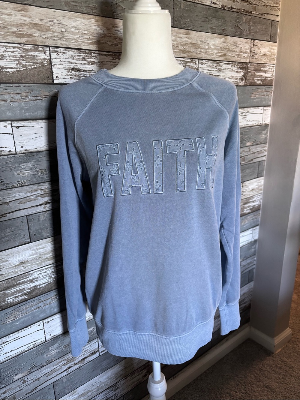 Maurices Blue Embroidered Faith Oversized Relaxed Crewneck Sweatshirt Size XS